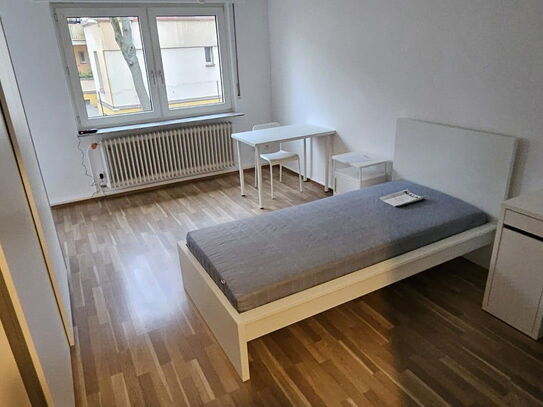 WG-Zimmer zur Miete · Wohnen auf Zeit, for rent at Eckenheim,, Frankfurt, (60435), Germany