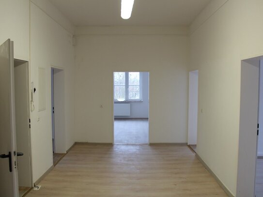 Nettokaltmiete exkl. Betriebskosten, for rent at Kiel (24149), Germany