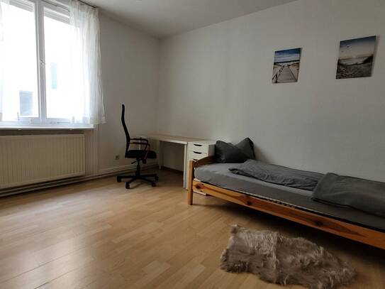Wohnung 15 m² 630 € zur Miete Forststr. 0,West,Stuttgart(70193)