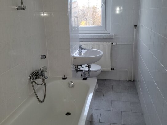 Wohnung zur Miete, for rent at (06132), Silberhöhe,, Halle (Saale), Germany