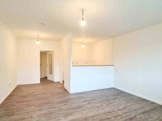 Kaltmiete zzgl. Nebenkosten, for rent at Berzdorfer Str. 12 , Prohlis-Nord , Dresden (01239)