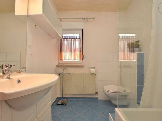 Wohnung 40 m² 595 € zur Miete Versbach,Würzburg(97078)