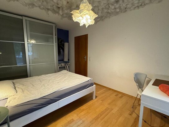 WG-Zimmer zur Miete · Wohnen auf Zeit, for rent at (70619), Stuttgart Sillenbuch, Sillenbuch,, Germany