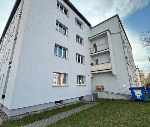 Nettokaltmiete exkl. Betriebskosten, for rent at Am Trach. Bahnhof 2 , Mickten (Sternstr.) , Dresden (01139)