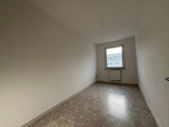 Kaltmiete zzgl. Nebenkosten, for rent at Wohnkomplex 6, Eisenhüttenstadt (15890), Germany