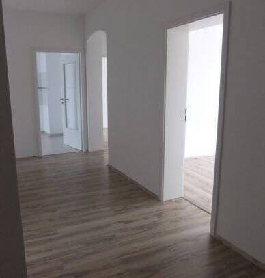Kaltmiete zzgl. Nebenkosten, for rent at Bernhardstr.102 , Gablenz 240 , Chemnitz (09126)