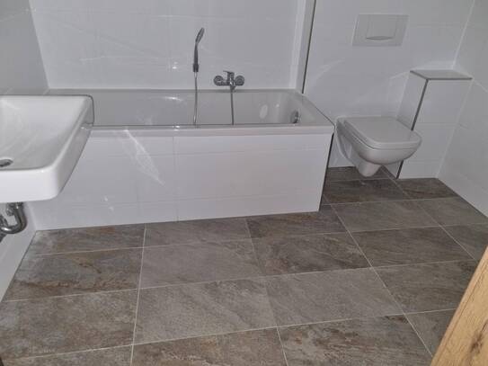 Kaltmiete zzgl. Nebenkosten, for rent at Böhlen (04564), Germany