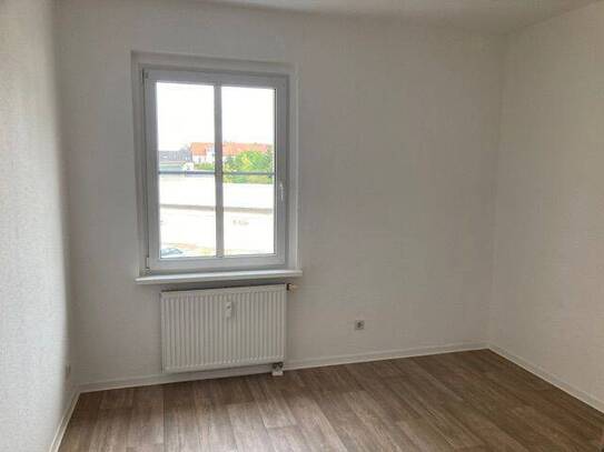 Nettokaltmiete exkl. Betriebskosten, for rent at Huttenstraße 9 , Innenstadt , Dessau-Roßlau (06842)