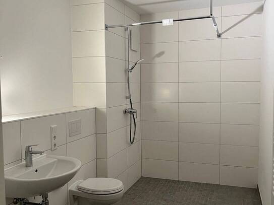 Nettokaltmiete exkl. Betriebskosten, for rent at Valentina-Archipowa-Straße 3 , Bockenheim , Frankfurt am Main (60486)