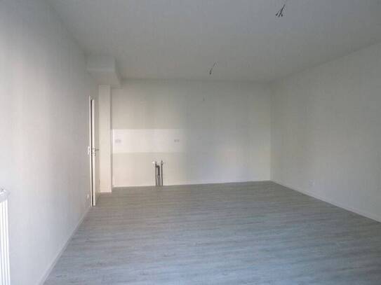 Nettokaltmiete exkl. Betriebskosten, for rent at Bernhardstraße 4 , Südvorstadt-West , Dresden (01069)