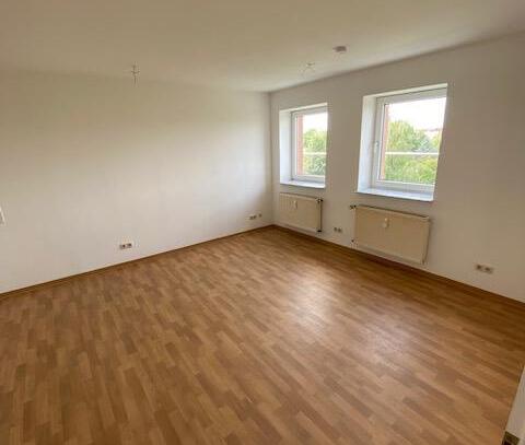 Magdeburg-Wohnen über der Stadt 2-R-Wohnung im DG in MD.-Sudenburg ca.33 m², san. Altbau, zu vermieten.