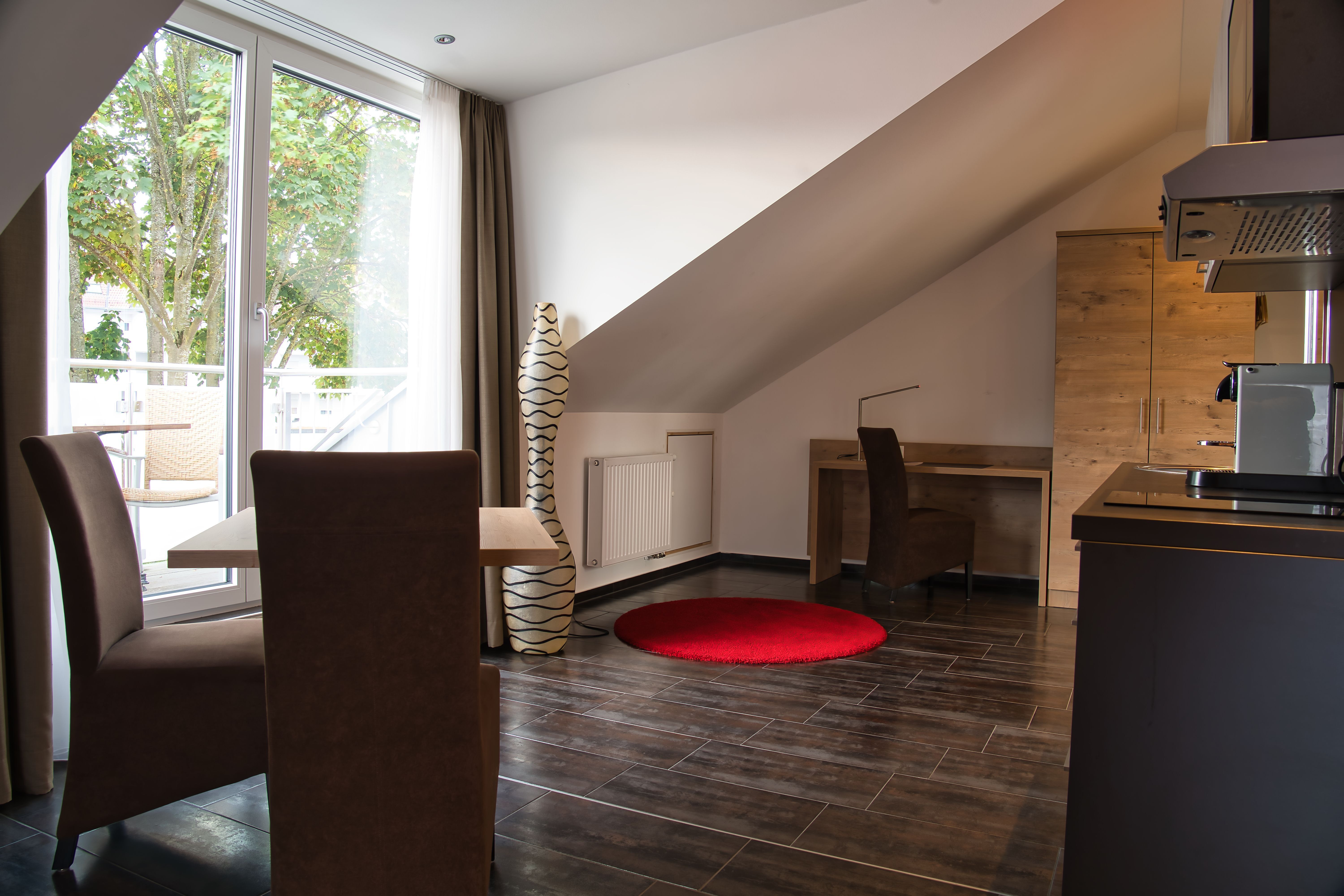                                                               Stylishly furnished apartment with nice balcony near Augsburg                                                       in Firnhaberau (Augsburg)