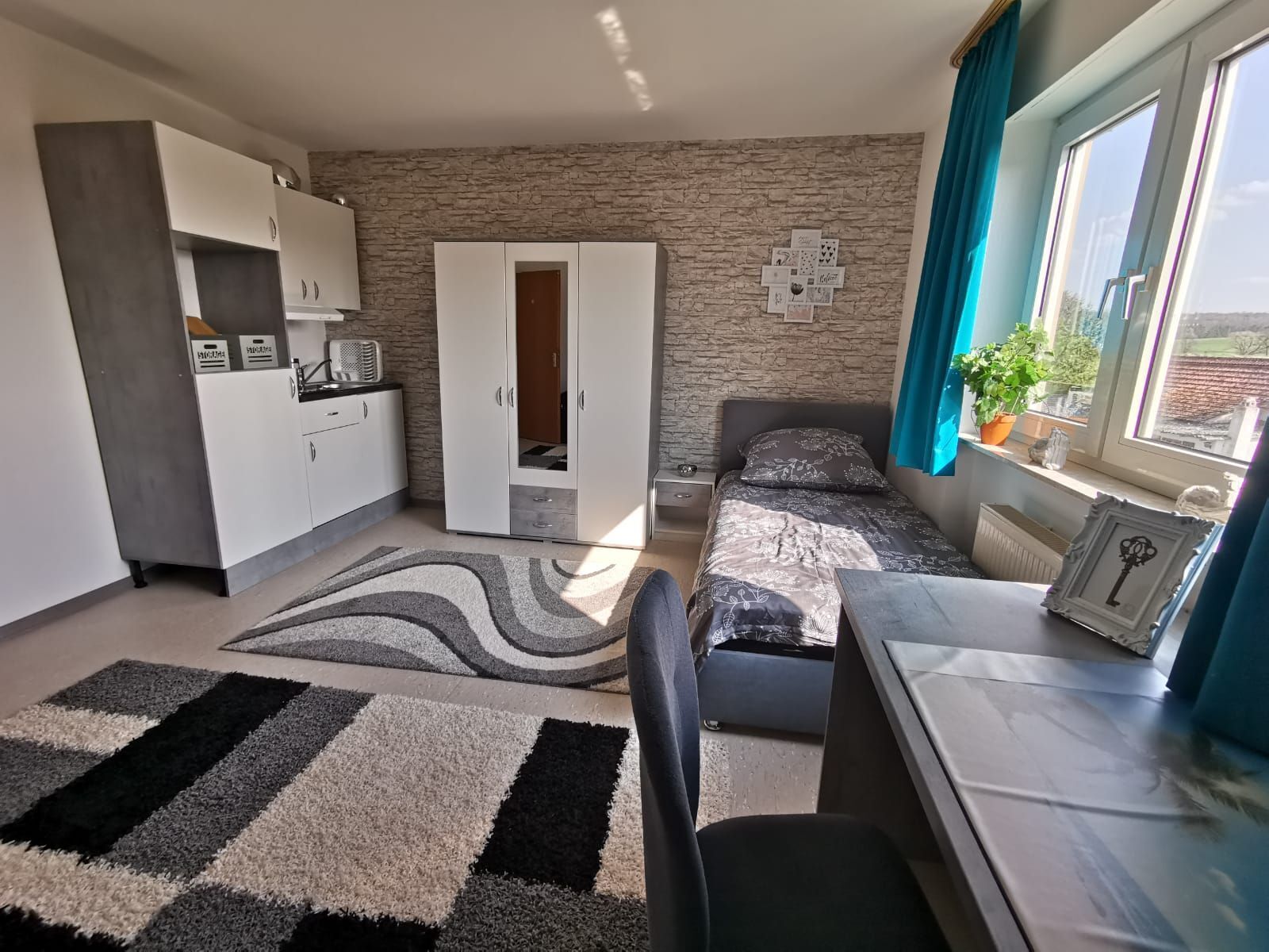                                                               1 Zimmer Appartment m&ouml;bliert mit K&uuml;che Bad WC TV und Wlan f&uuml;r 1 bis 3 Personen                                                       in Laubach (Gießen)