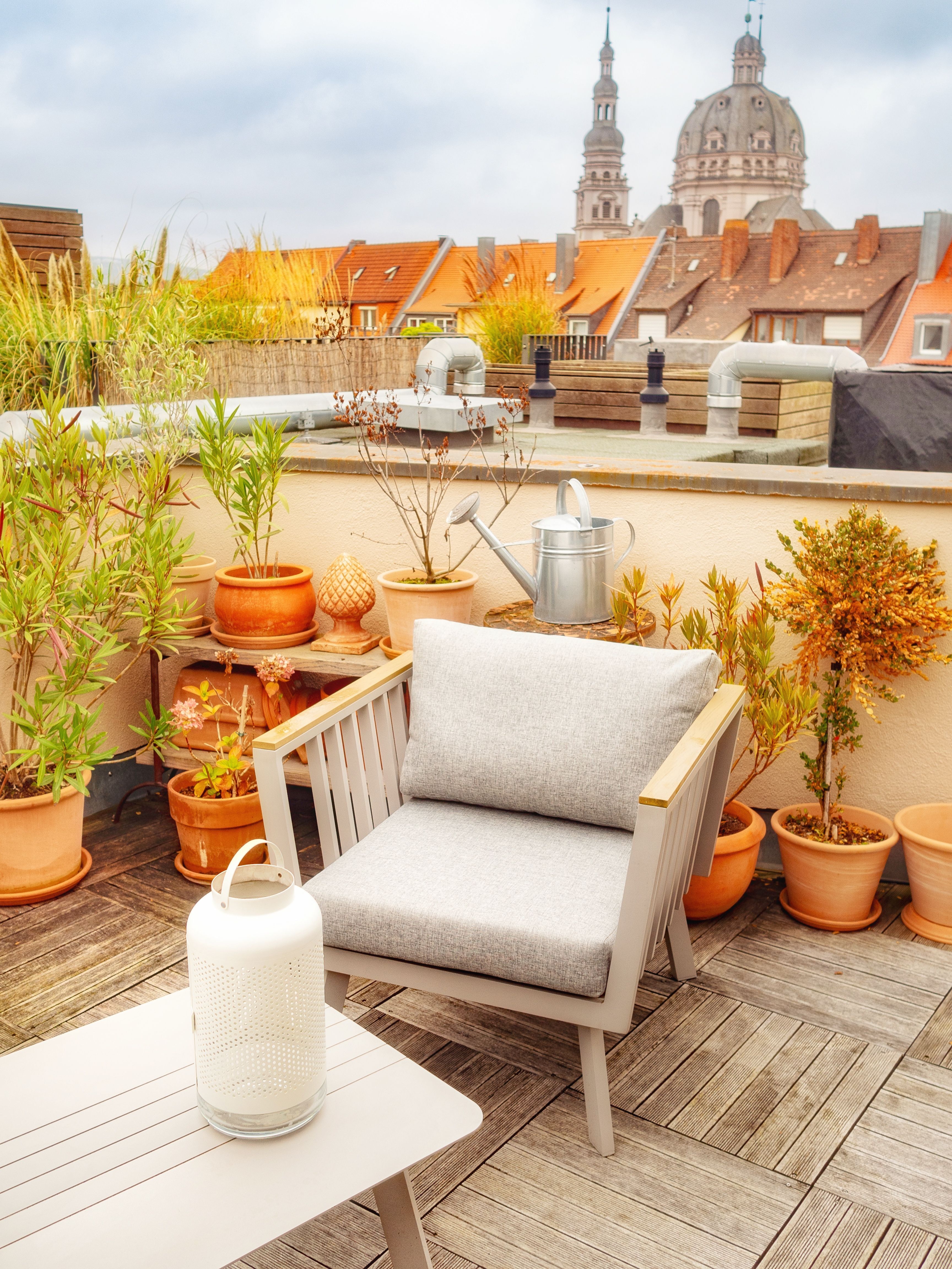                                                               Sunset Oasis                                                       in Haug (Würzburg)