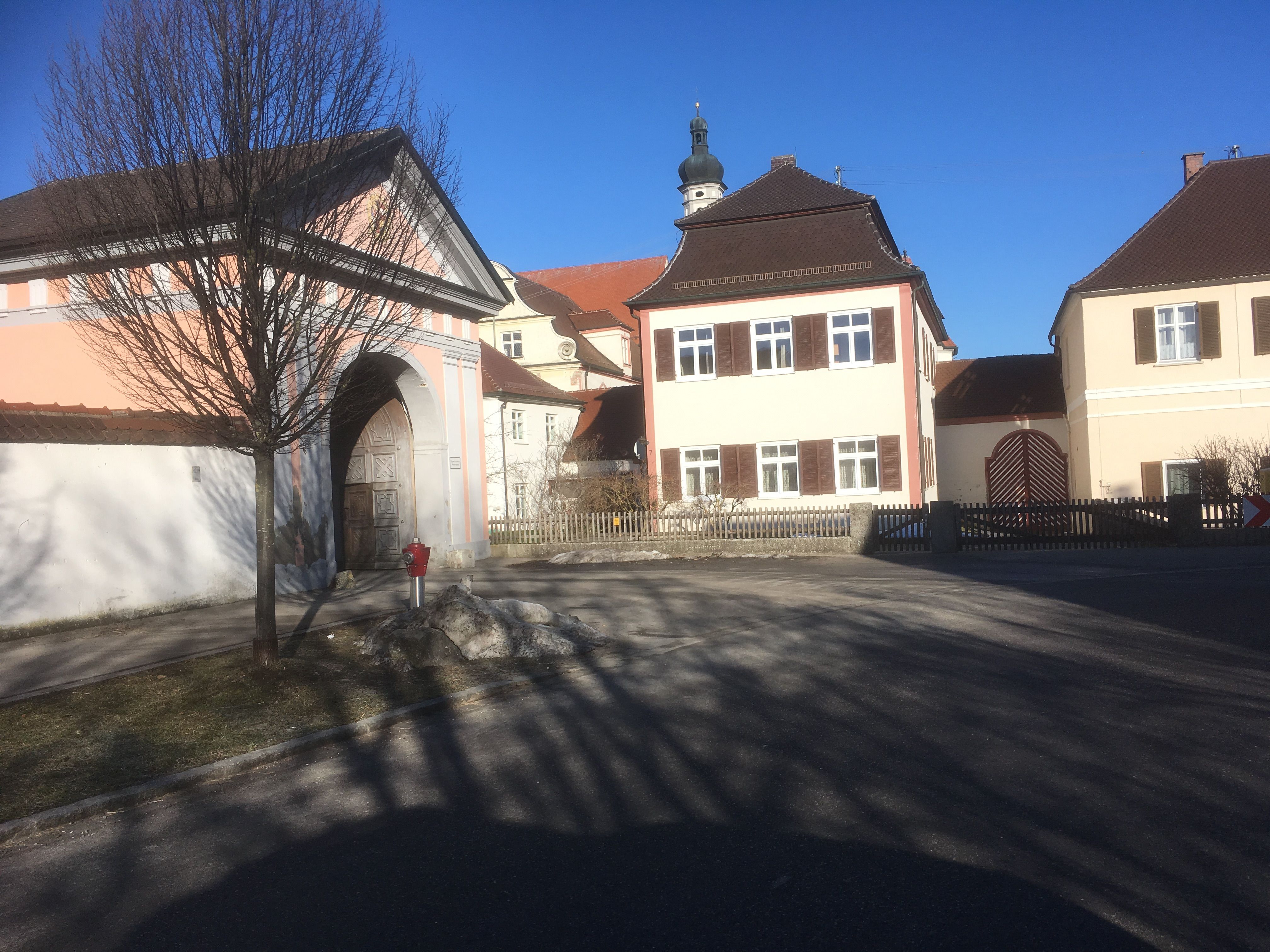                                                               Gro&szlig;artige Wohnung auf Zeit in Buxheim                                                       in Buxheim (Unterallgäu)