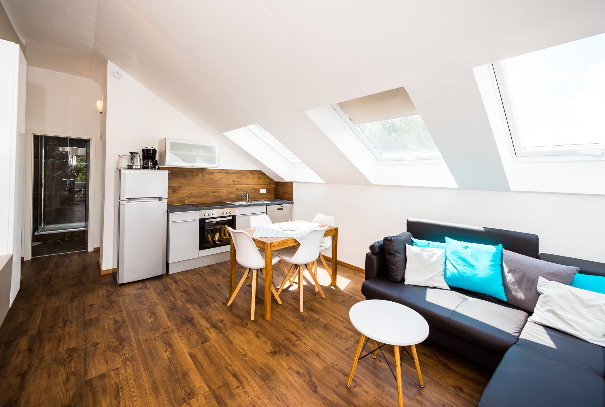                                                               Helles, liebevoll eingerichtetes Loft in Ro&szlig;dorf                                                       in Roßdorf (Darmstadt-Dieburg)