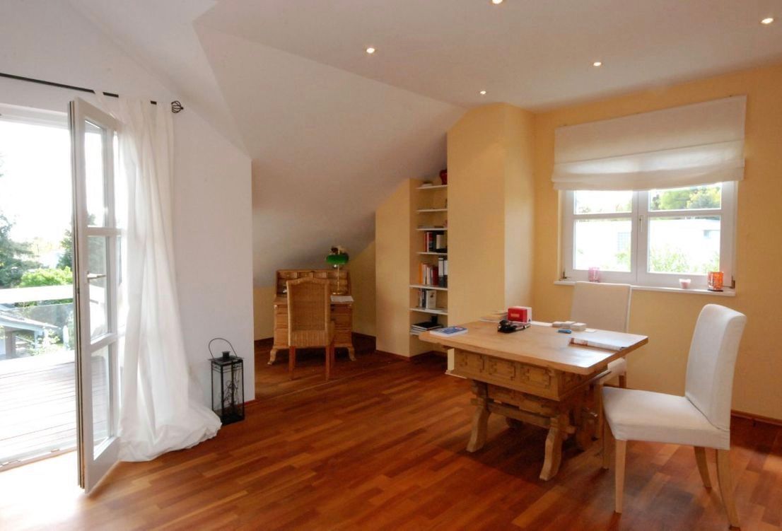                                                               Sch&ouml;ne und moderne Dachgeschosswohnung in ruhiger und begehrter Lage von Oberur&hellip;                                                       in Oberursel (Taunus) (Hochtaunuskreis)