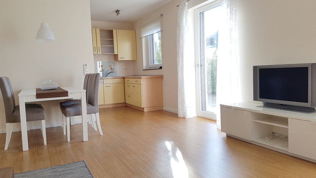                                                               Ruhige Erdgeschosswohnung auf 70qm plus Terrasse in Wiesbaden                                                       in Auringen (Wiesbaden)