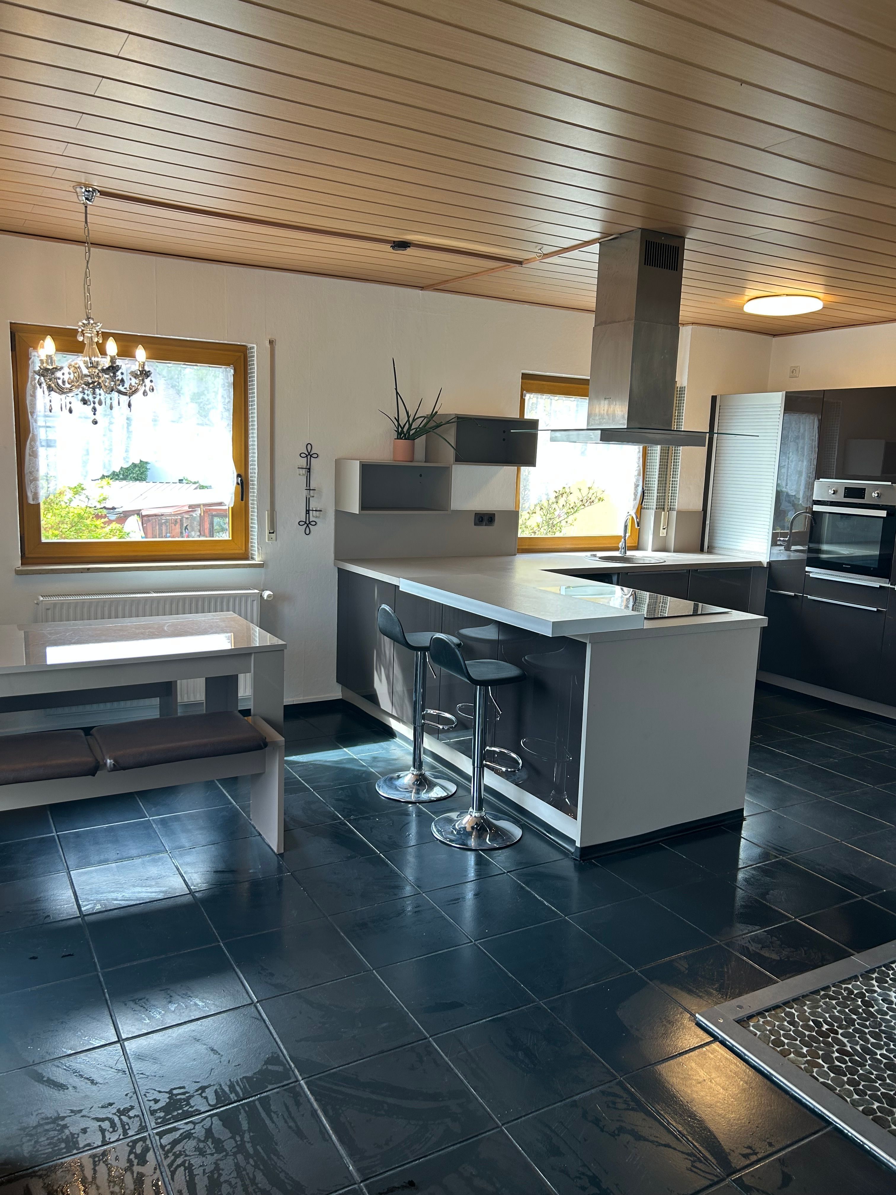                                                               Traum - Apartment in Feucht                                                       in Feucht (Nürnberger Land)
