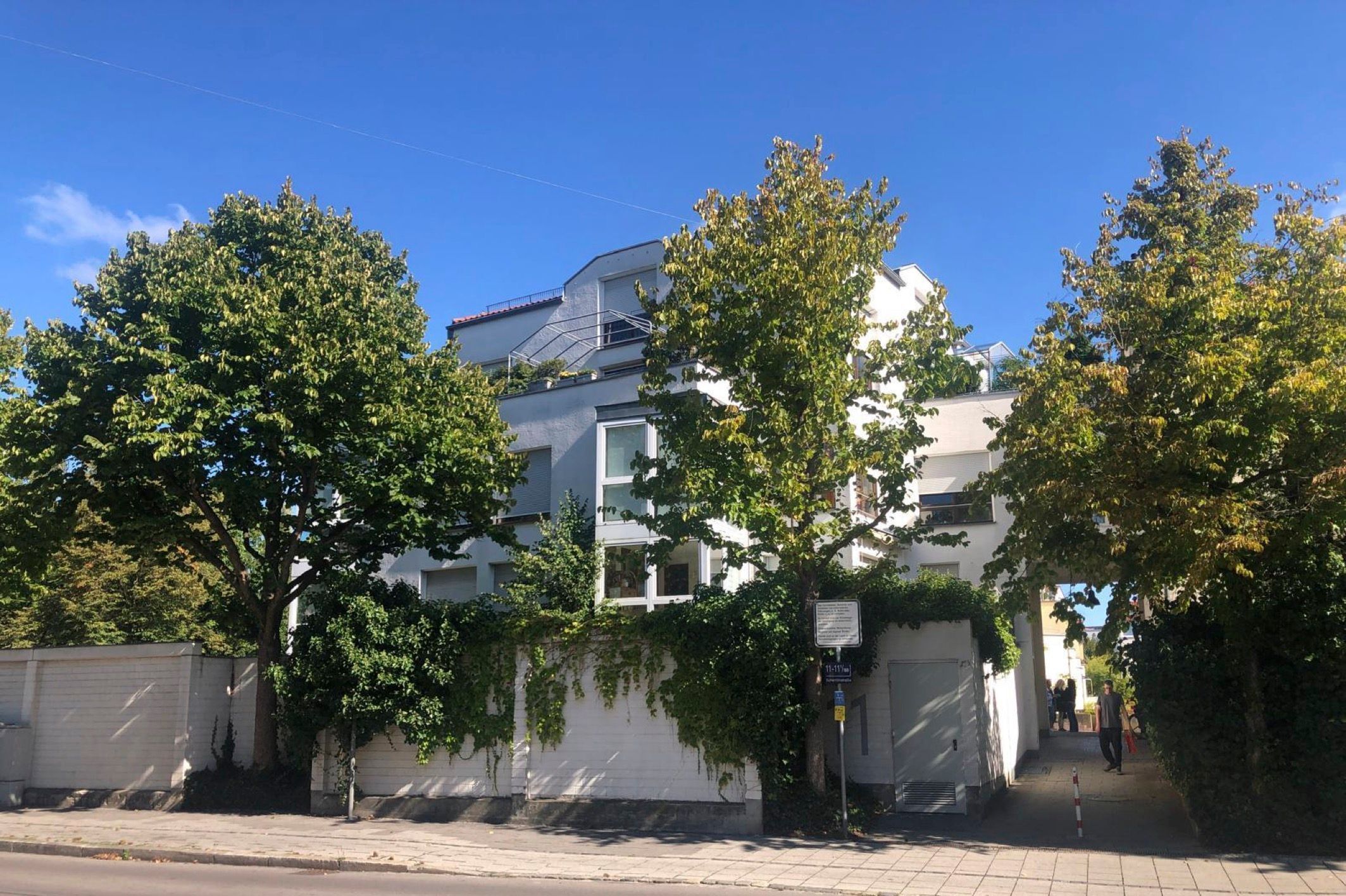                                                               Vollm&ouml;bliertes Premium-Apartment in zentraler Lage Augsburg mit TG-Stellplatz                                                       in Antonsviertel (Augsburg)