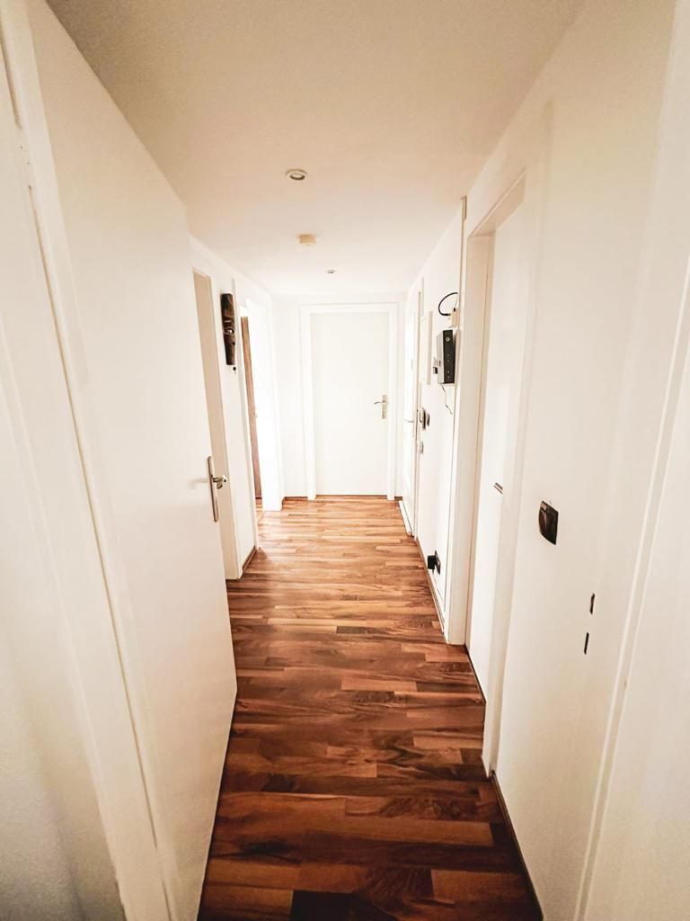                                                               Helles &amp; schickes Apartment mit 3 Schlafzimmern in Frankfurt a.M.                                                       in Bonames (Frankfurt am Main)