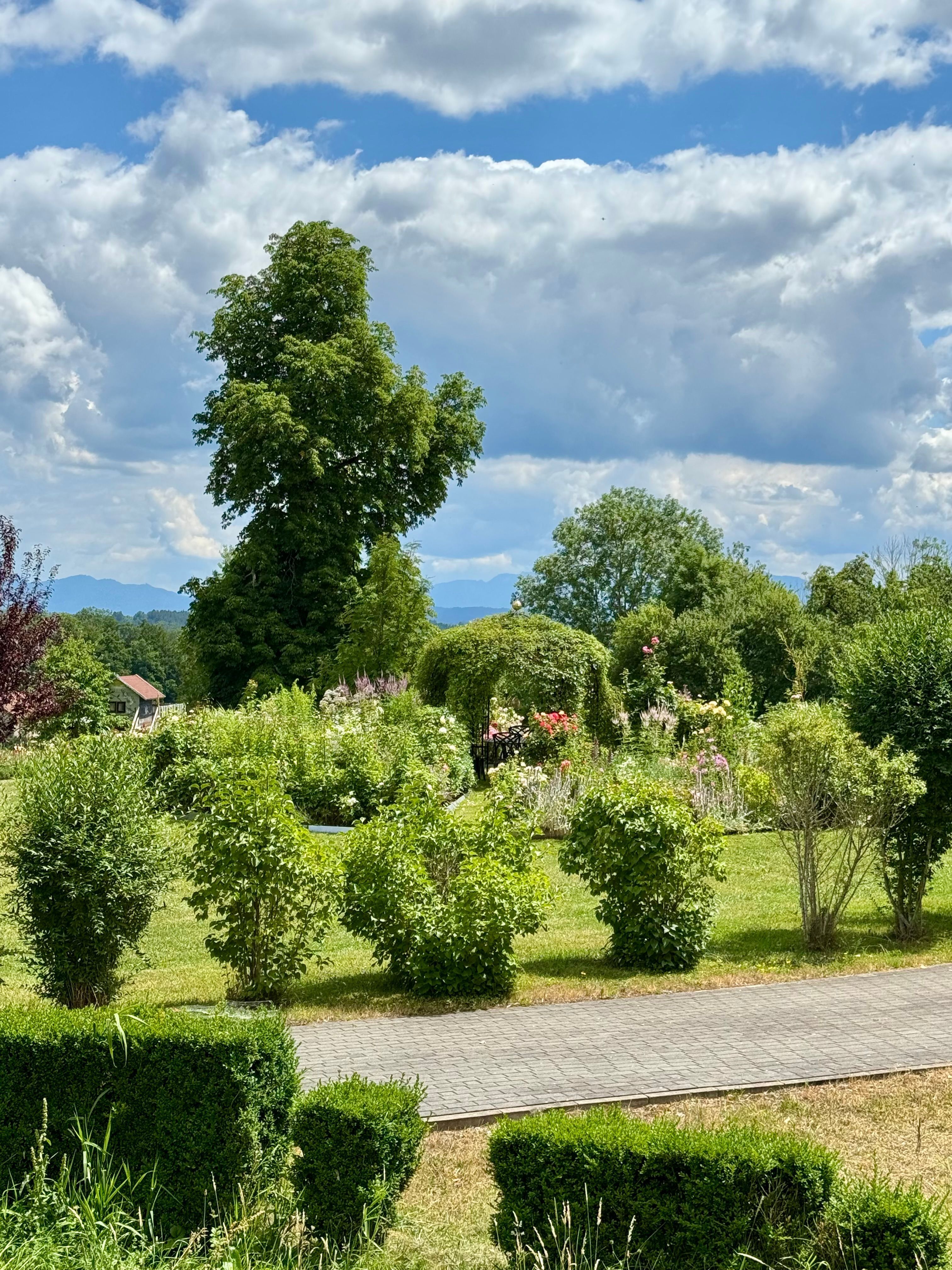                                                               Stilvolles Cottage mitten in der Natur mit Bergblick auf Gut Rechetsberg                                                       in Oberhausen (Augsburg)