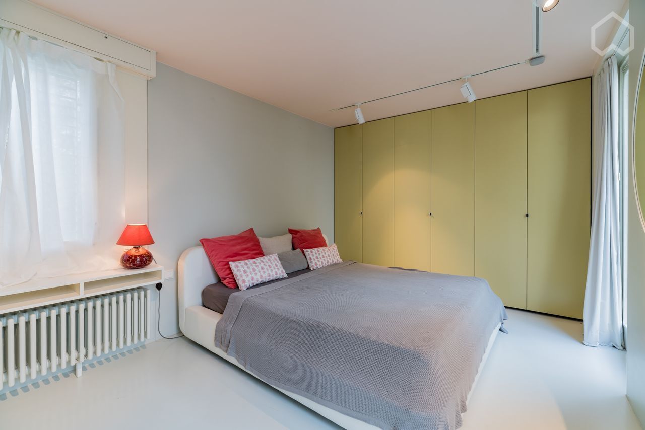 Unique Bungalow in Tiergarten, Berlin, Berlin - Amsterdam Apartments for Rent