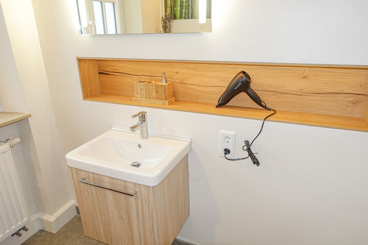                                                               LUXOMES: Design Apartment with workspace, Nurnberg - Amsterdam Apartments for R&hellip;                                                       in Ziegelstein (Nürnberg)