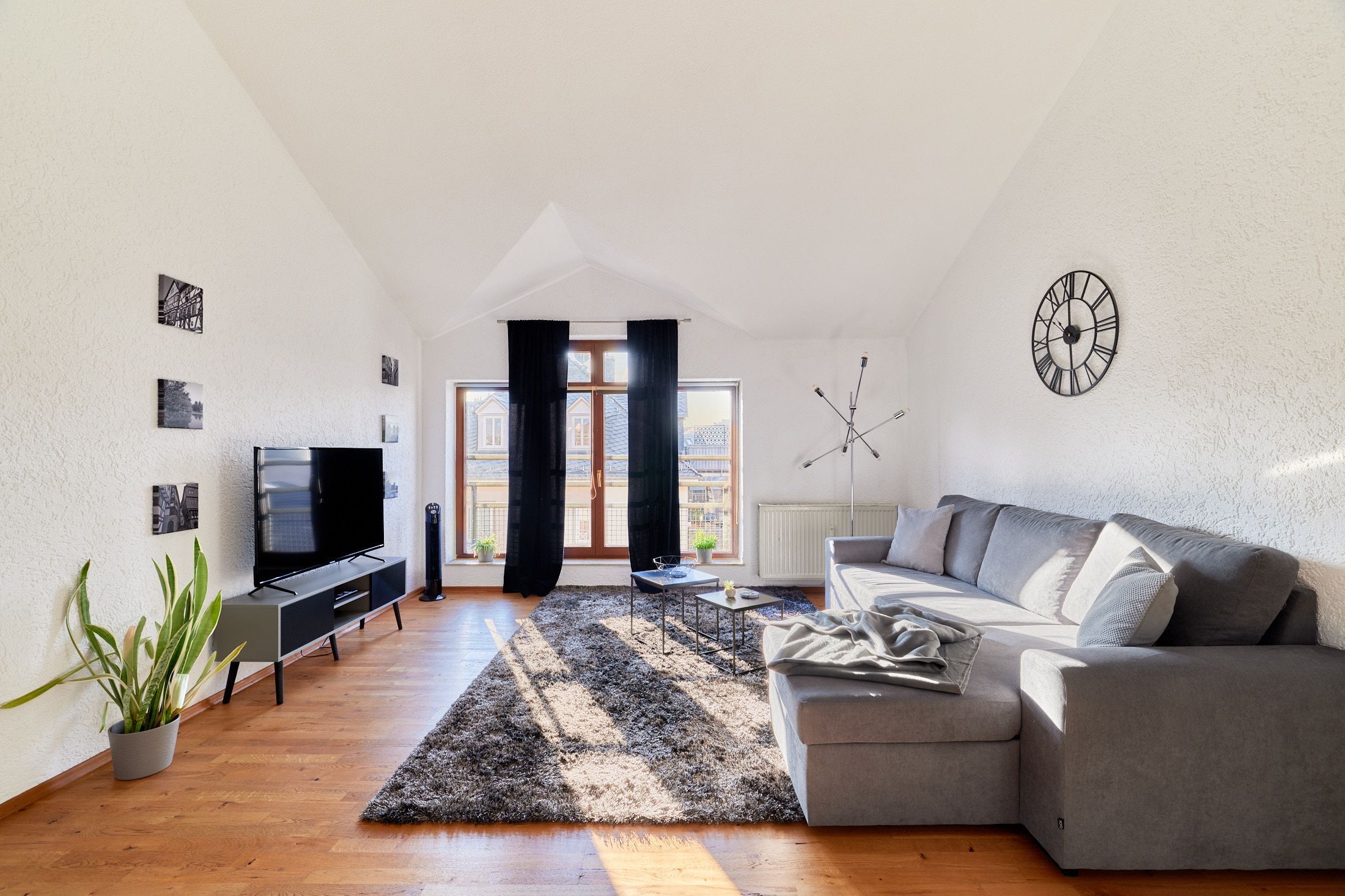                                                               Liebevolles Apartment f&uuml;r 4 G&auml;ste im Herzen von Limburg: Domblick | Altstadtn&auml;h&hellip;                                                       in Limburg an der Lahn (Limburg-Weilburg)