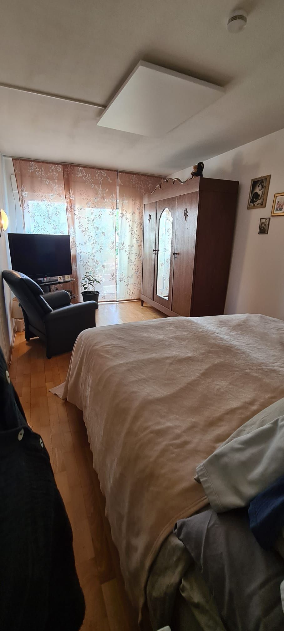                                                               Haus mit Garten und Balkon in perfekter Lage                                                       in Unterliederbach (Frankfurt am Main)
