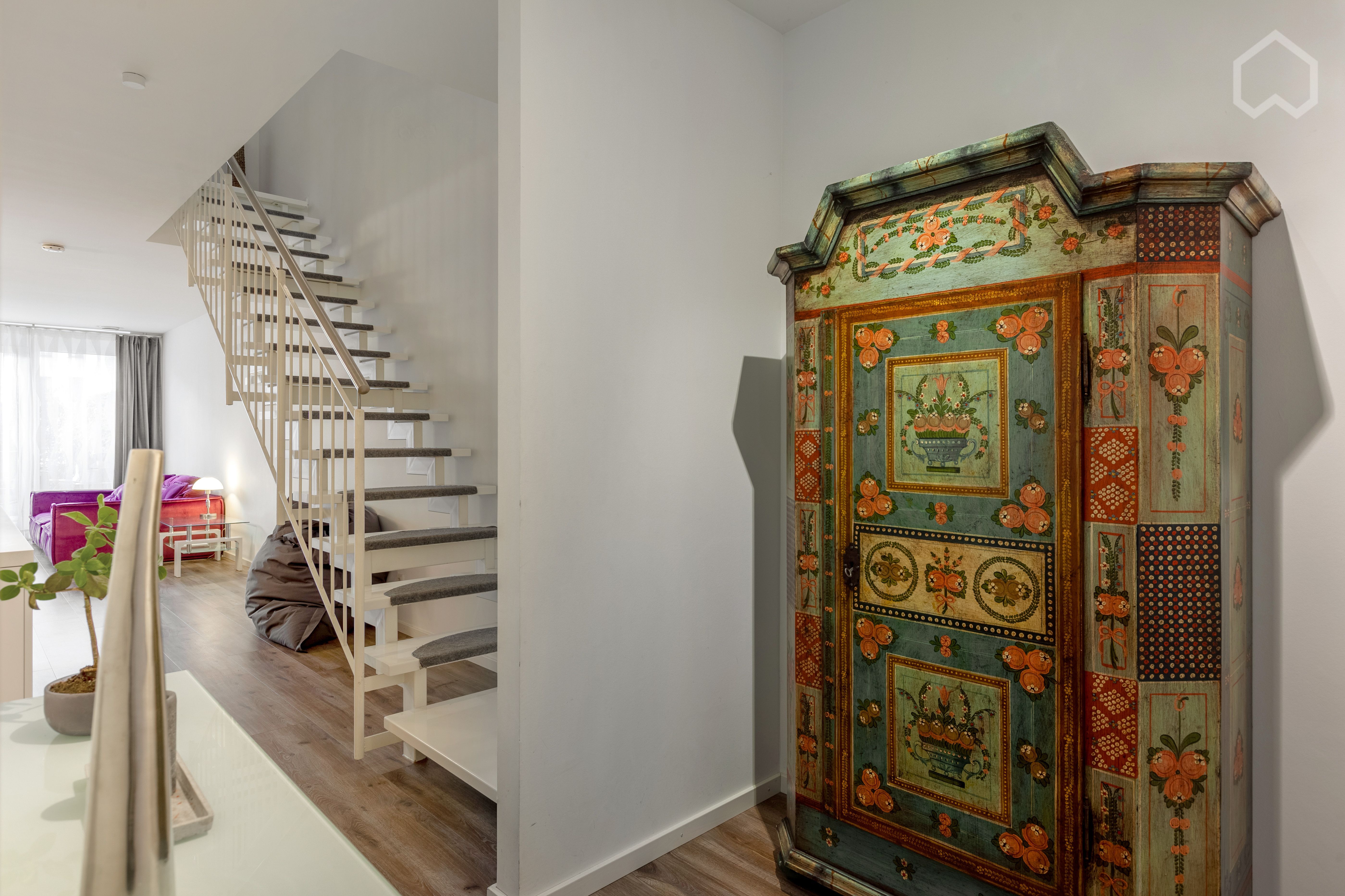 Fantastic, wonderful duplex loft with garden, terrace, garage, wallbox, at down-town lifestyle area next to Gym