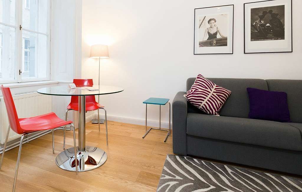                                                               Deluxe Wohnung direkt am Graben                                                       in Graben (Augsburg)
