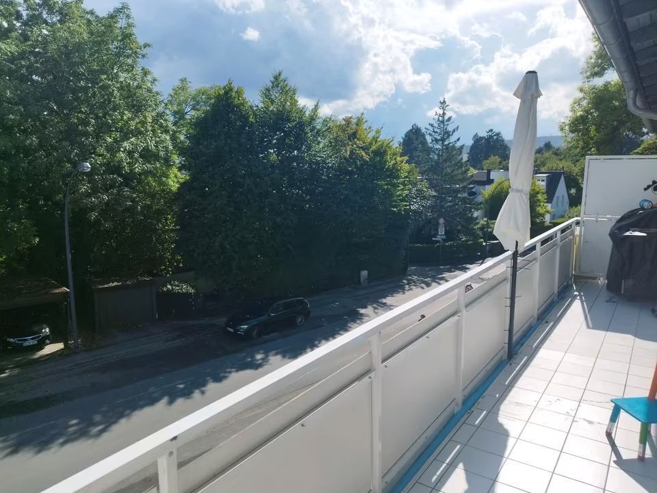                                                               Miete: M&ouml;blierte 1-Zimmer in 2er-Zimmer Wohnung                                                       in Kronberg im Taunus (Hochtaunuskreis)