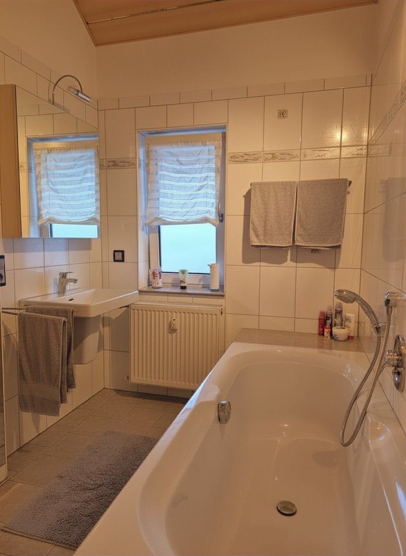                                                               Moderne m&ouml;blierte Wohnung mit Kamin, Balkon &amp; Homeoffice nahe Bensheim                                                       in Lautertal (Coburg)