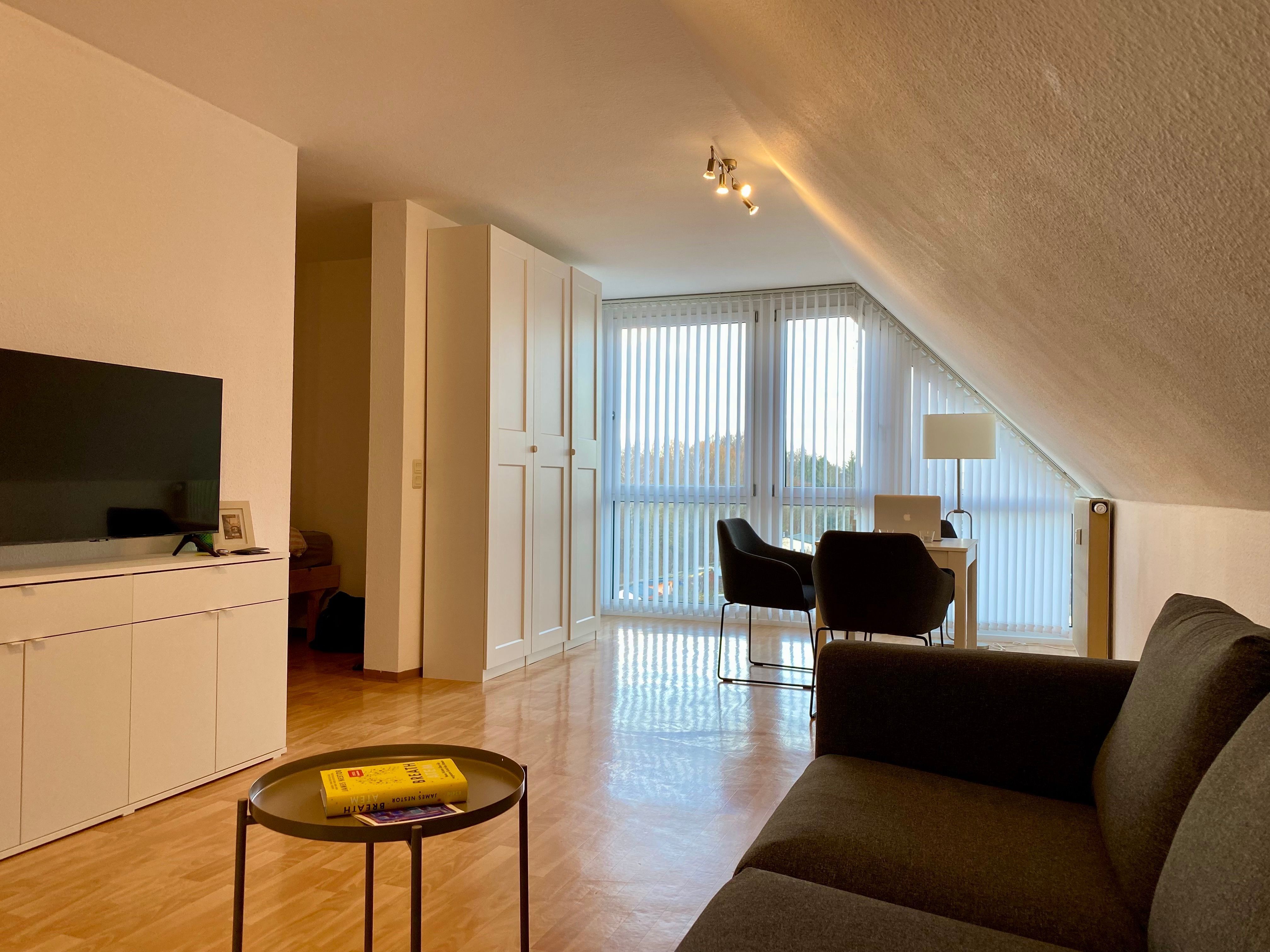                                                               Sehr sch&ouml;ne vollm&ouml;blierte 1,5 Zimmer Wohnung inkl. Tiefgarage &amp; Internet                                                       in Gleißhammer (Nürnberg)