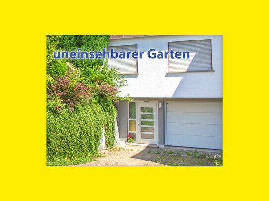 Moderner, heller Bungalow mit uneinsehbarem Garten