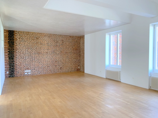 5-Raum-Wohnung mit großer Dachterrasse und einzigartigem Blick auf die Paulskirche