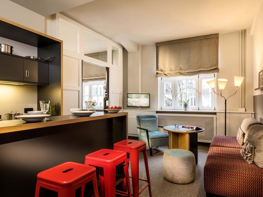 JUNIOR SUITE APARTMENTS