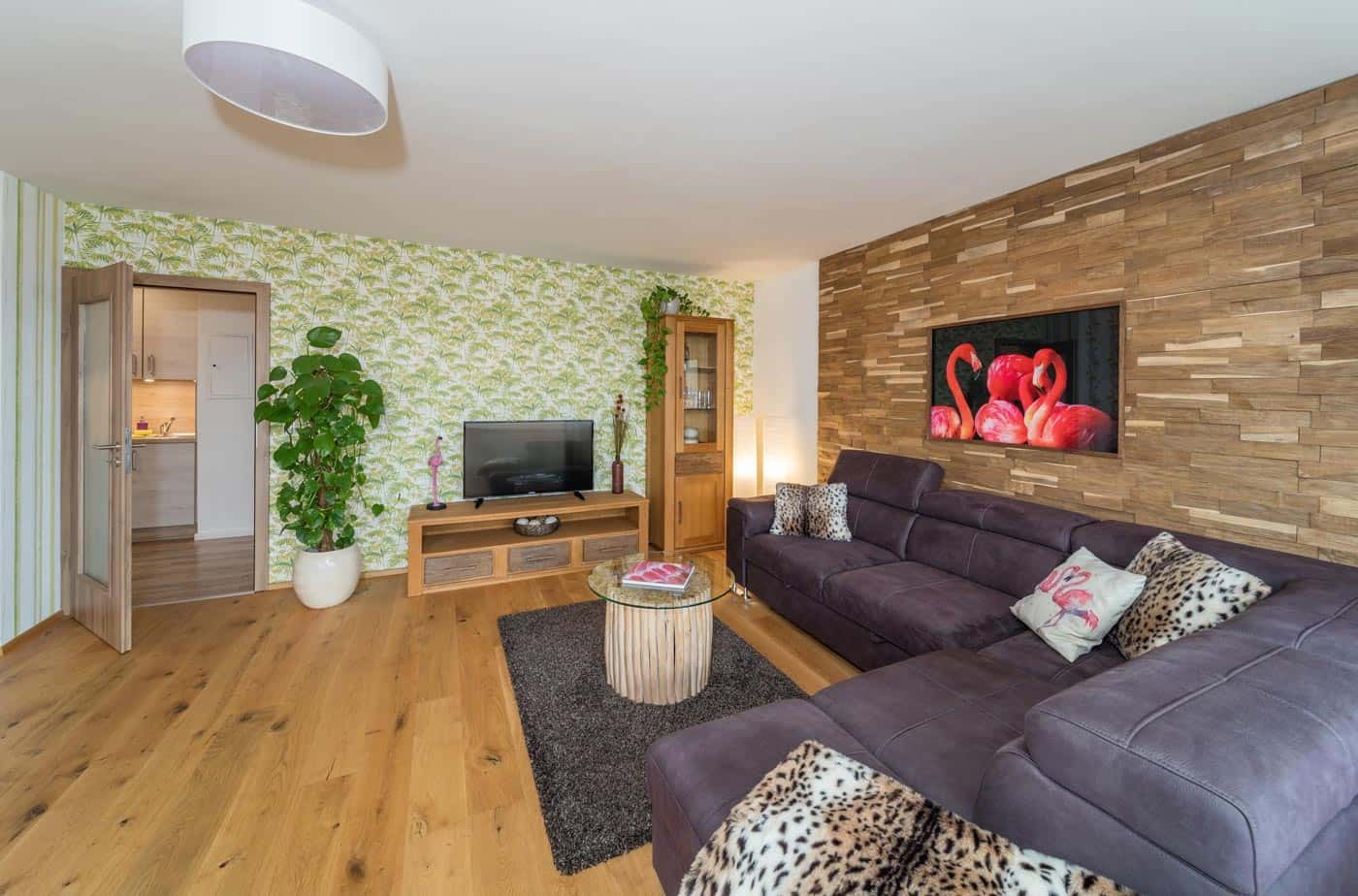                                                               Safari Lodge                                                       in Schmausenbuckstraße (Nürnberg)