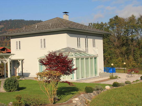 NEU Attersee sehr gepflegtes Landhaus in Traumlage