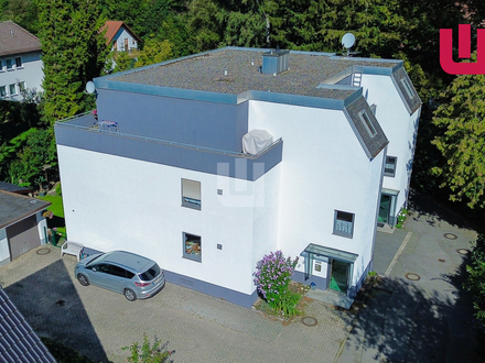 Gröbenzell - WINDISCH IMMOBILIEN - Attraktive Wohnung mit großer Dachterrasse am Ortsrand von Gröbenzell.