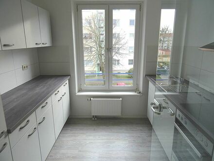 Jessen - Frisch renoviert mit neuem Bad, Einbauküche und Balkon