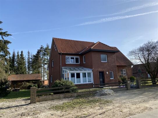 Steyerberg - Interessantes Wohnhaus mit Wintergarten und viel Platz