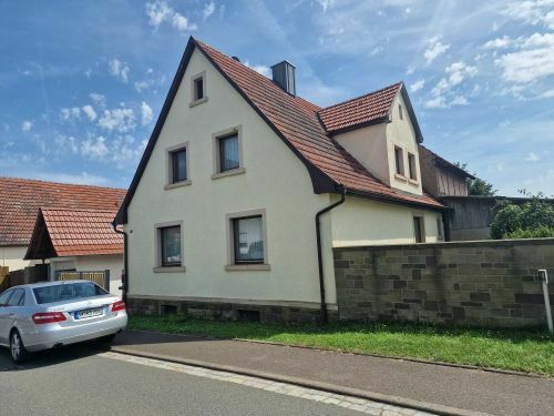 Werneck - Einfamilienhaus in 97440 Werneck-Egenhausen zwischen Würzburg und Schweinfurt (ID 10457)