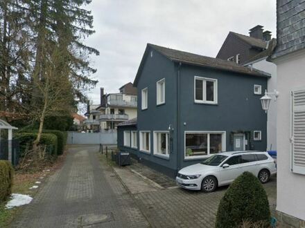 Kronberg - Kleines, aber feines Hinterhaus mit vielen Möglichkeiten in sehr guter Lage von Kronberg!