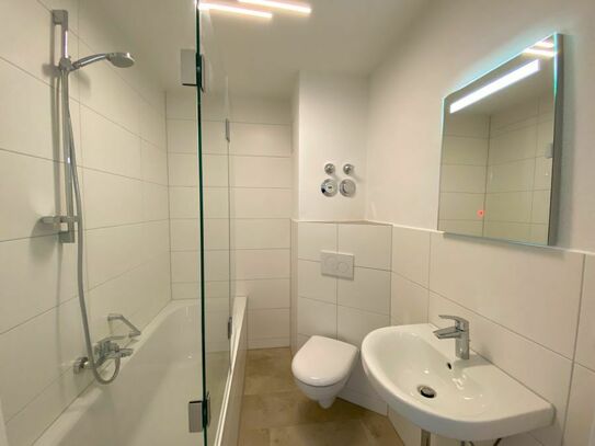 Waldkraiburg - Provisionsfrei* Neu renovierte und vermietete 2 Zimmer Wohnung mit Loggia