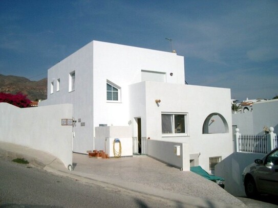 Mojacar (Playa) - Voll eingerichtetes 4-Parteienhaus in Strandnähe