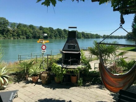 Mumpf - Reiheneckhaus in schöner Lage direkt am Rhein