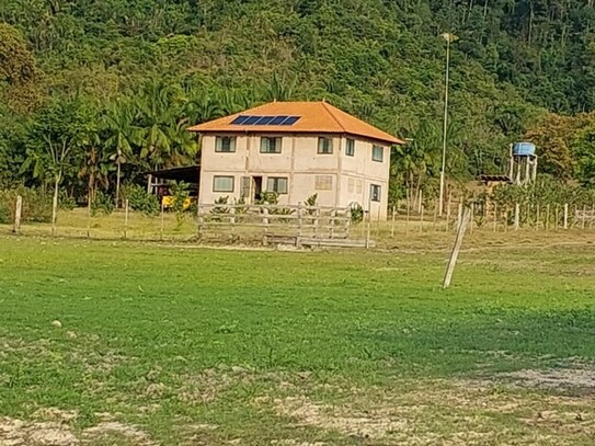 Santarem - Farm mit 3000 Hektar Fläche in Brasilien