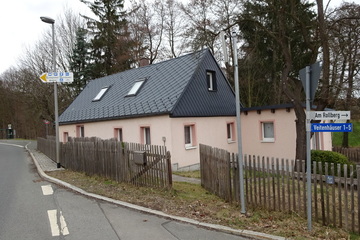 Treuen - Einfamilienhaus in ländlichen Umfeld mit typisch vogtländischen Merkmalen